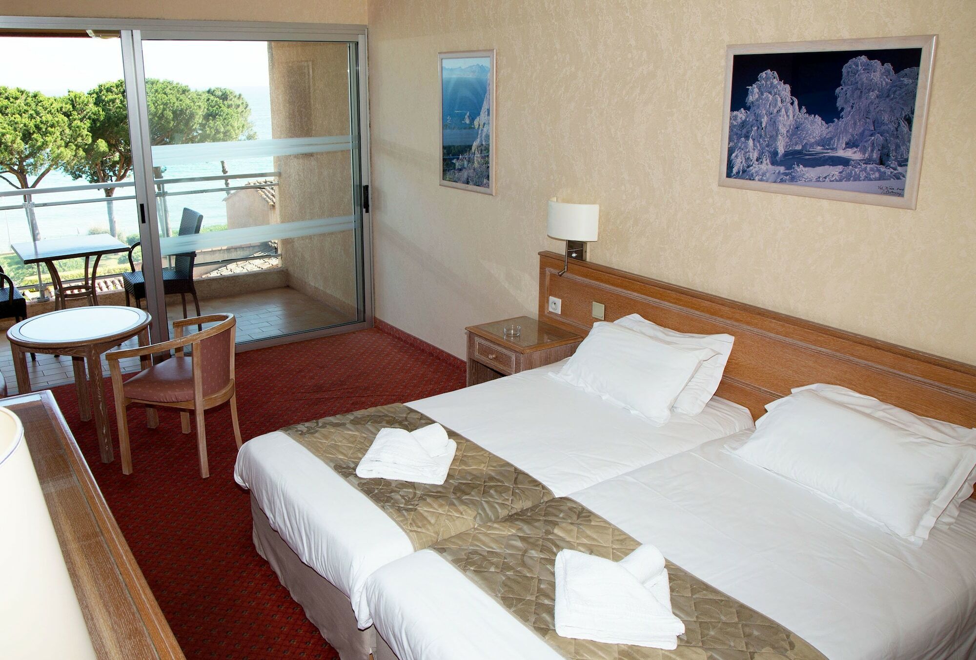 אז'אקסיו Hotel La Pinede מראה חיצוני תמונה